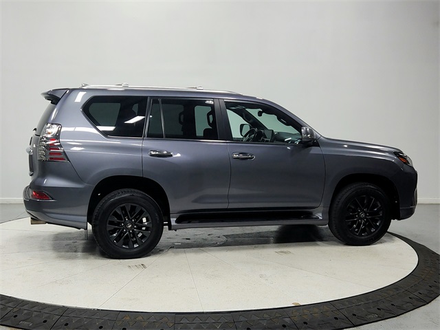 2023 Lexus GX 460 Premium photo 3