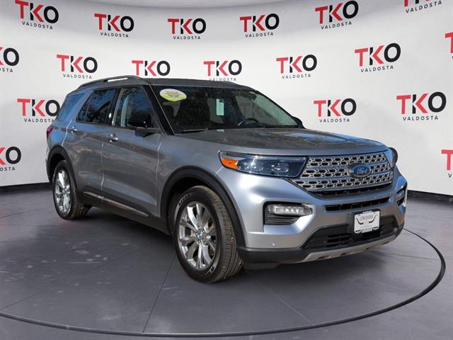 2023 Ford Explorer Limited's photo