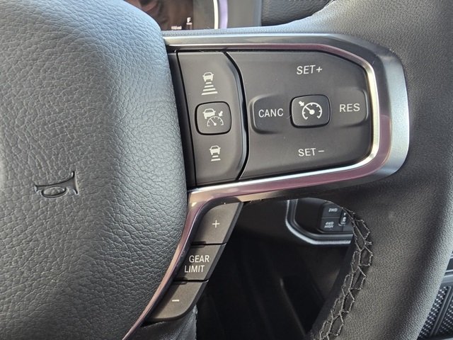 2025 Ram 2500 Laramie photo 17