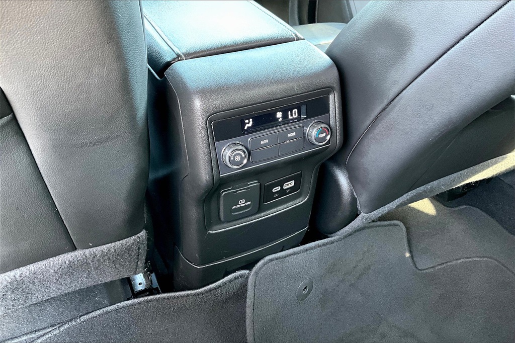 2023 Gmc Acadia SLT photo 10