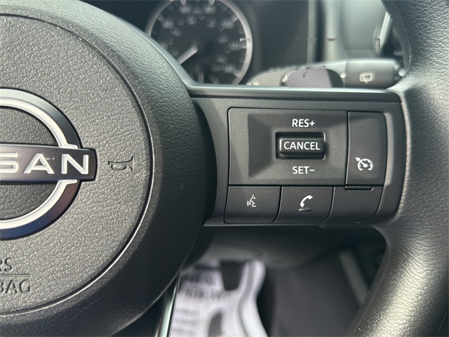 2024 Nissan Rogue S photo 23