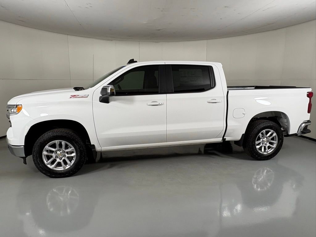 2026 Chevrolet Silverado 1500 LT photo 4