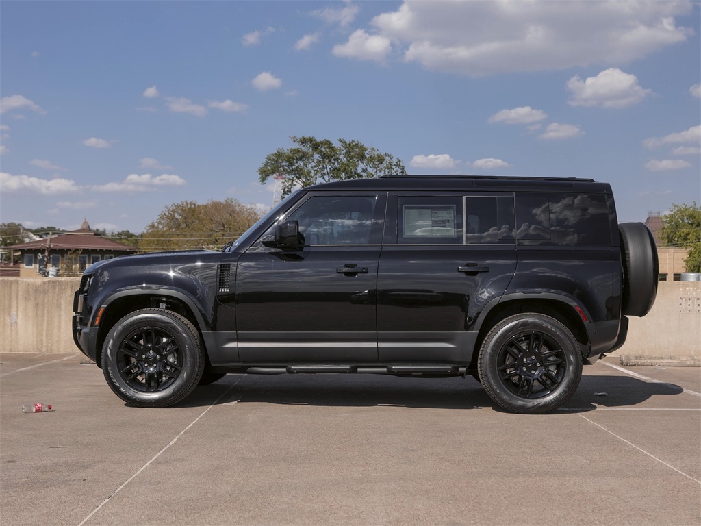 2026 Land Rover Defender 110 S photo 2