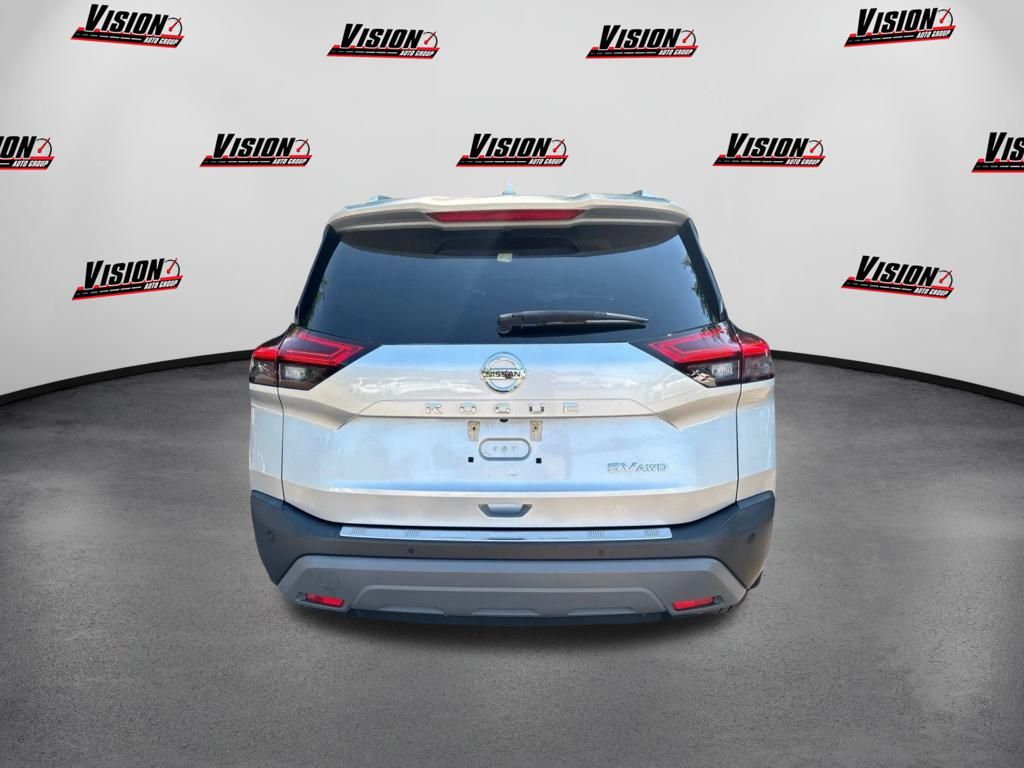 2021 Nissan Rogue SV photo 4