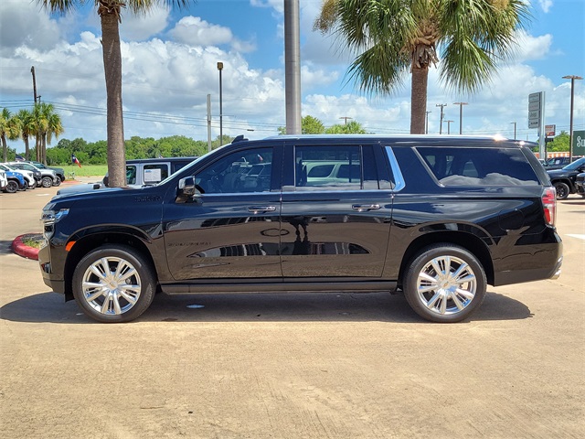 2024 Chevrolet Suburban High Country photo 4