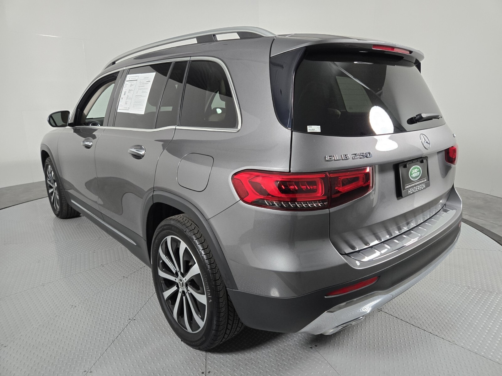 2022 Mercedes Benz GLB 250 4MATIC photo 6