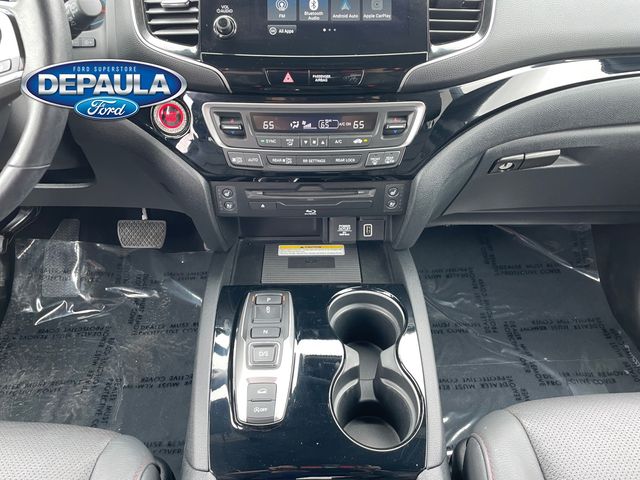 2022 Honda Pilot Black Edition photo 12