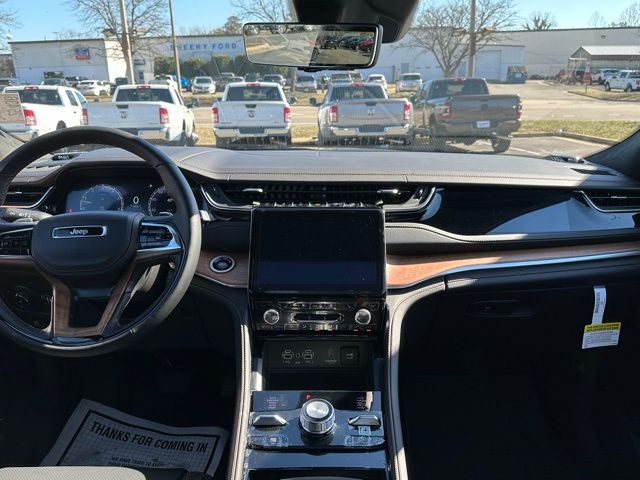 2025 Jeep Grand Cherokee Summit Reserve photo 25