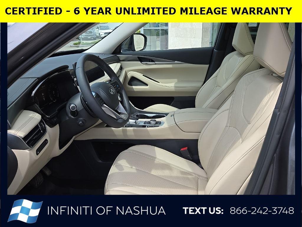 2023 Infiniti QX60 Luxe photo 3