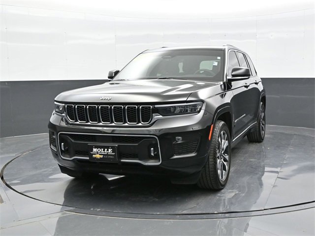 Used 2023 Jeep Grand Cherokee Overland with VIN 1C4RJHDG8PC519641 for sale in Kansas City