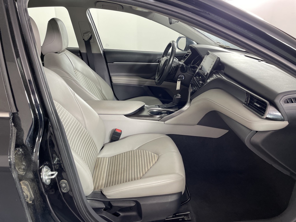 2023 Toyota Camry SE photo 35