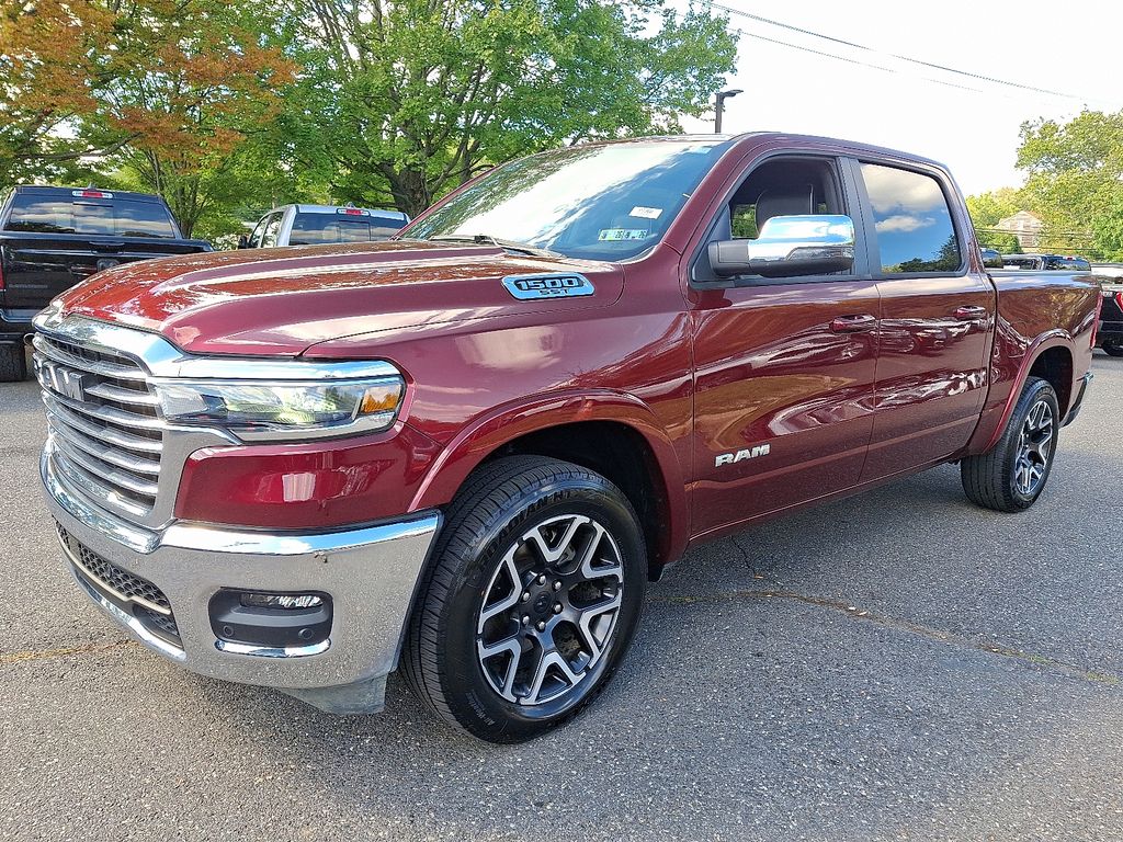 2025 Ram 1500 Laramie photo 3