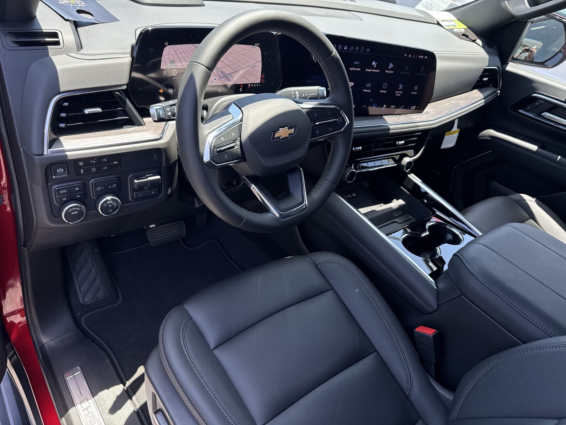 2025 Chevrolet Tahoe LT photo 2