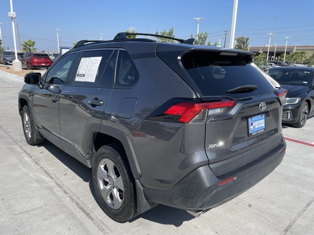 2024 Toyota RAV4 XLE photo 4