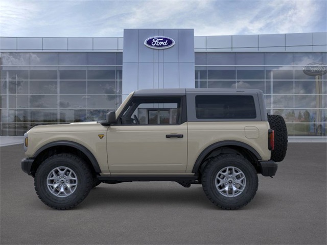 2025 Ford Bronco Badlands photo 3