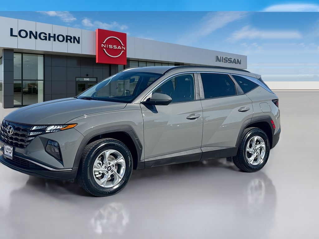 2024 Hyundai Tucson SEL photo 2