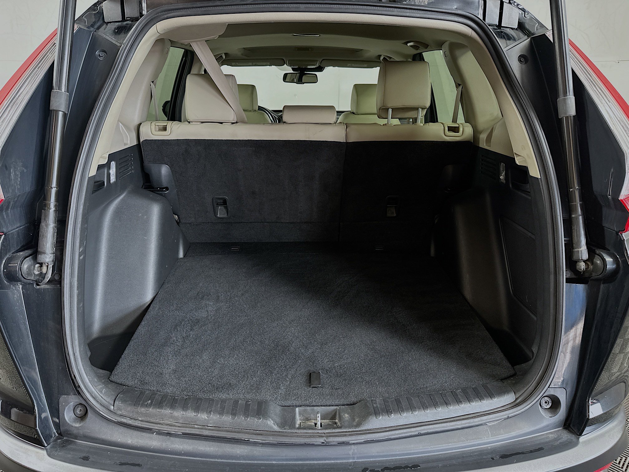 2018 Honda CR-V Touring photo 25