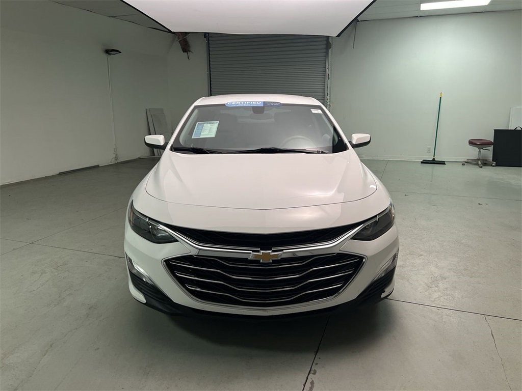 2022 Chevrolet Malibu LS photo 2