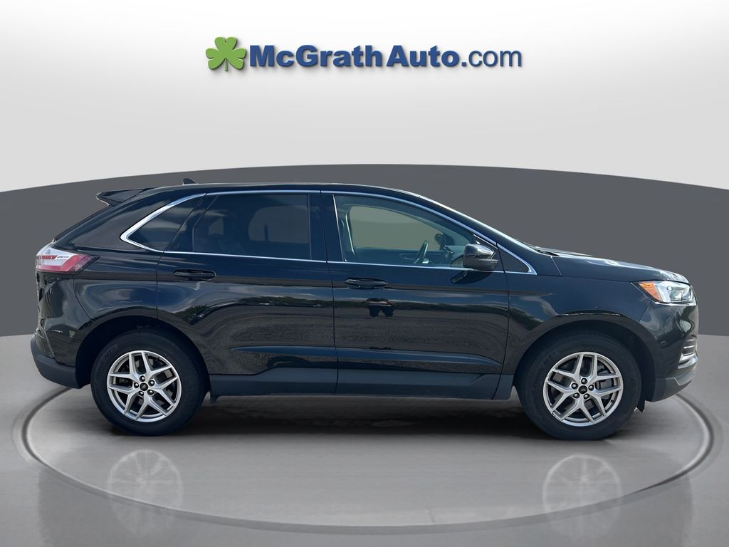 2023 Ford Edge SEL photo 8