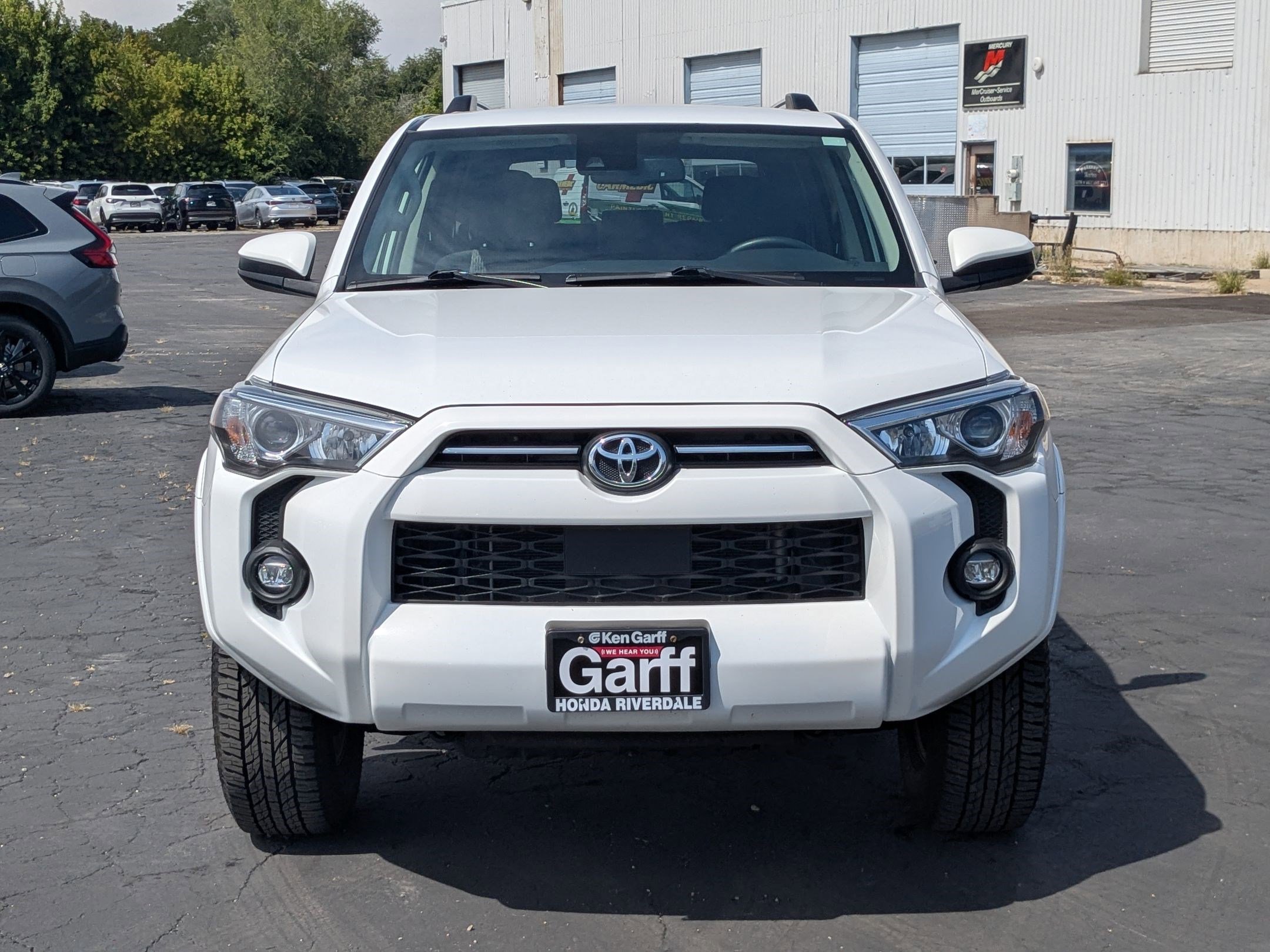 2021 Toyota 4Runner SR5 photo 8