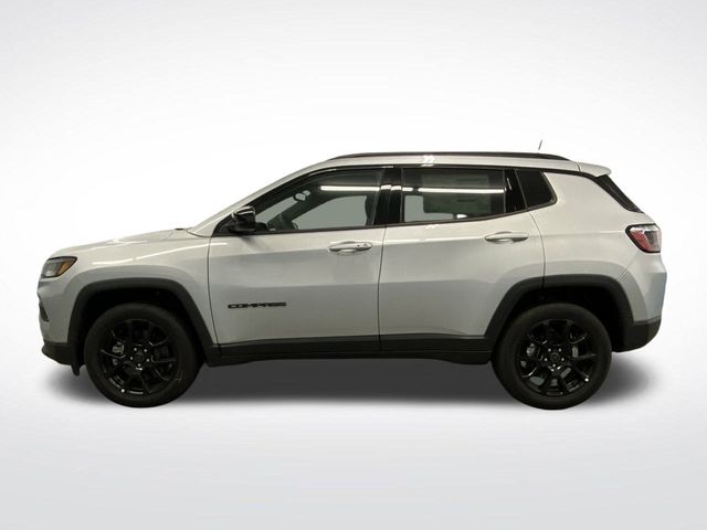 2026 Jeep Compass Latitude photo 12