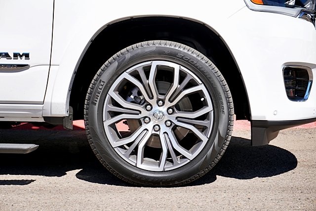 New 2026 Ivory White Tri-Coat Pearl-Coat Exterior Paint RAM Tungsten image 8