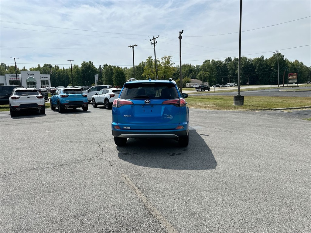 2018 Toyota RAV4 Adventure XLE photo 15