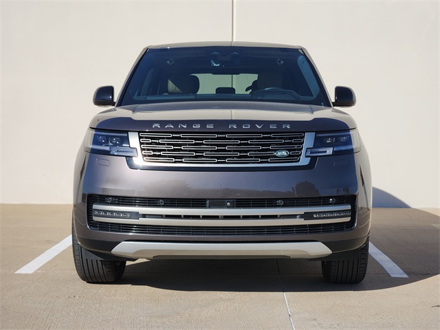 2023 Land Rover Range Rover SE photo 2