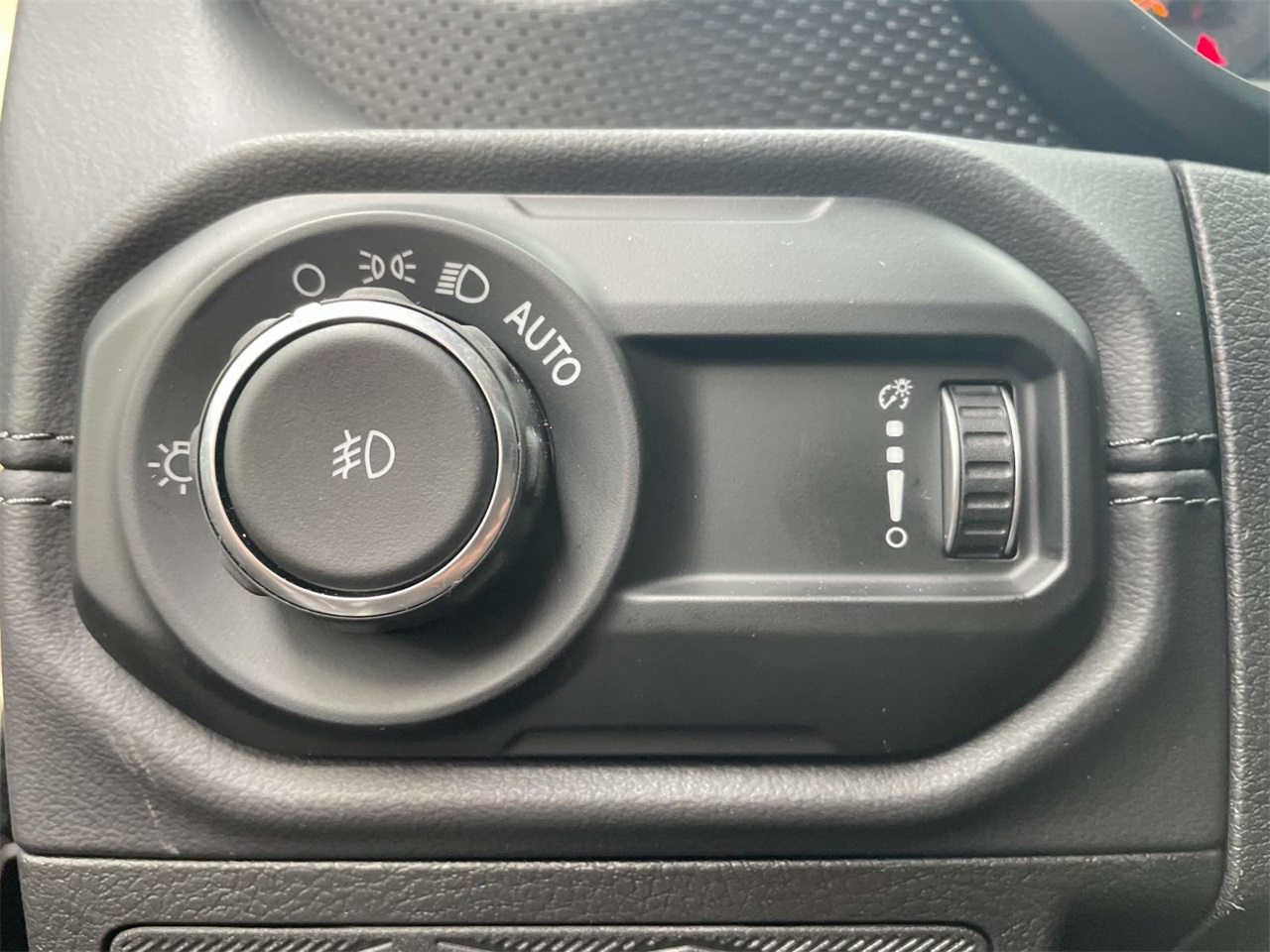 2025 Jeep Wrangler Rubicon X photo 11