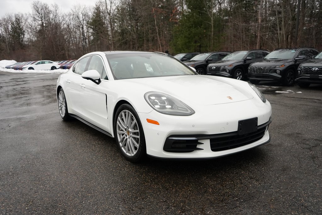 2018 Porsche Panamera 4S's photo