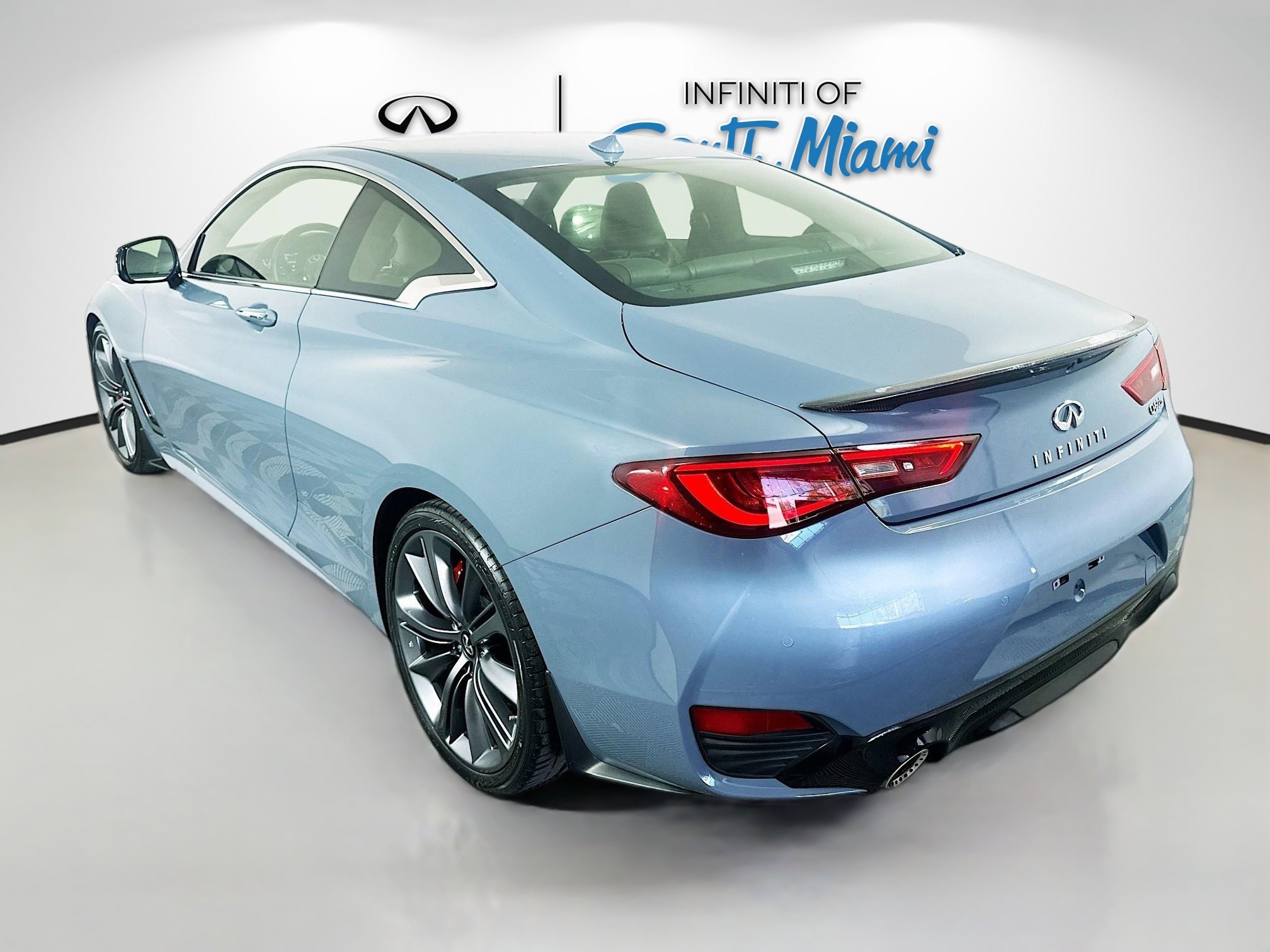 2022 Infiniti Q60 Red Sport 400 photo 2