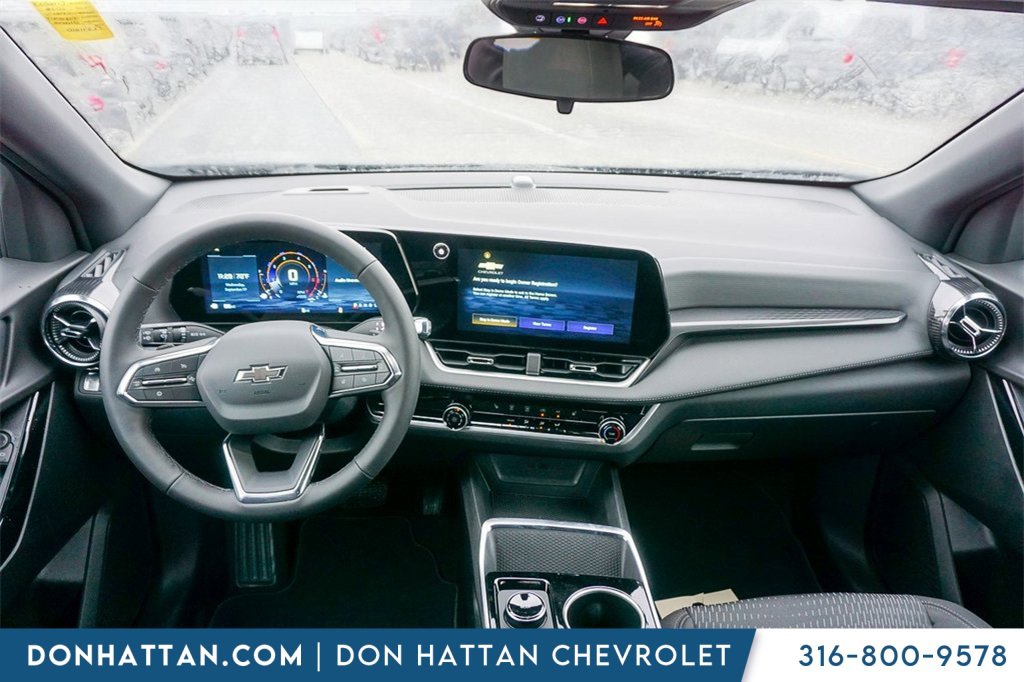 2026 Chevrolet Equinox LT photo 4