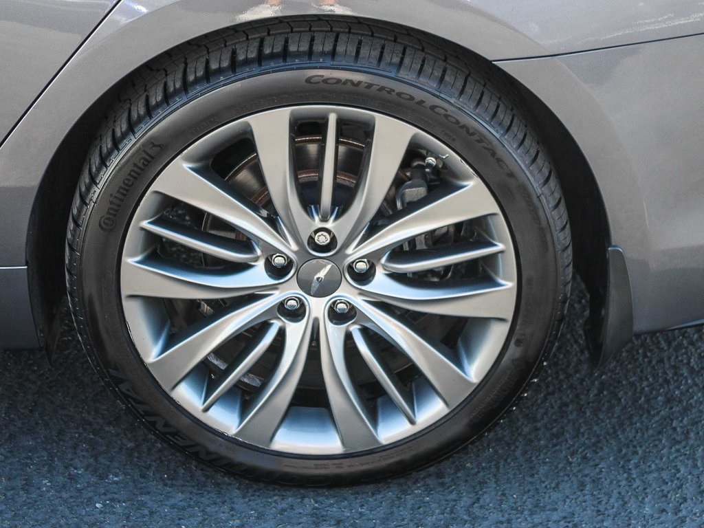 2015 Hyundai Genesis 5.0 photo 7