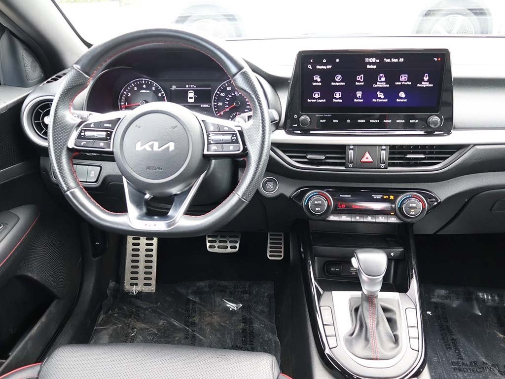 2023 Kia Forte GT photo 40