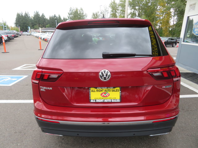2021 Volkswagen Tiguan R-Line Black SEL photo 4