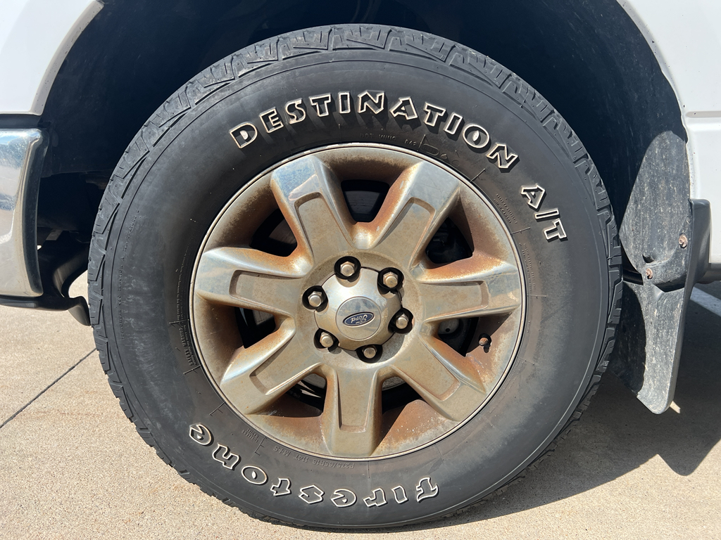 2013 Ford F-150 XLT photo 10