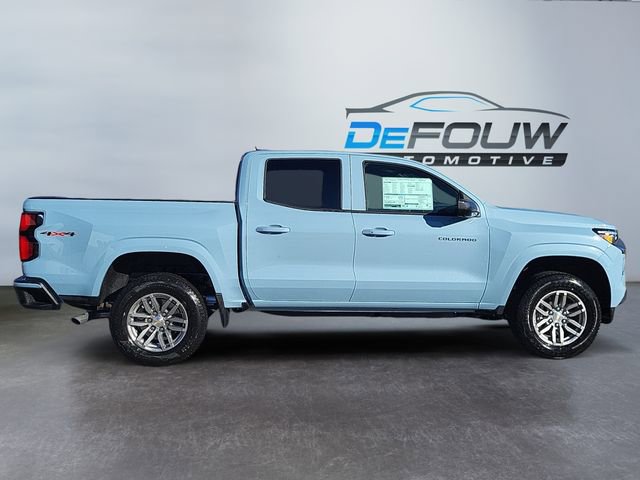2026 Chevrolet Colorado LT photo 2