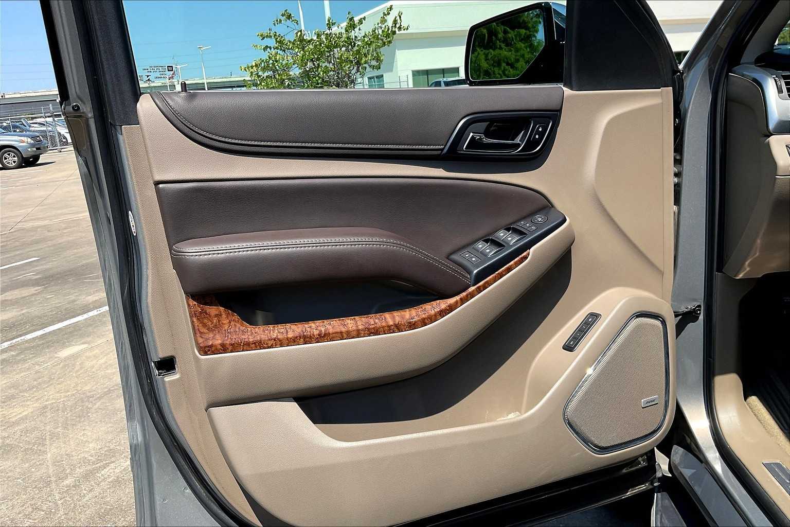2018 Chevrolet Tahoe Premier photo 20
