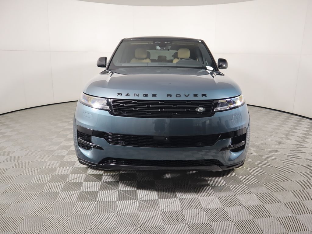 2025 Land Rover Range Rover Sport SE photo 2