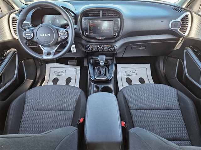 2023 Kia Soul LX photo 10