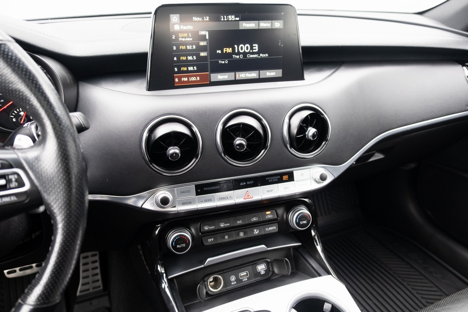 2018 Kia Stinger GT2 photo 3