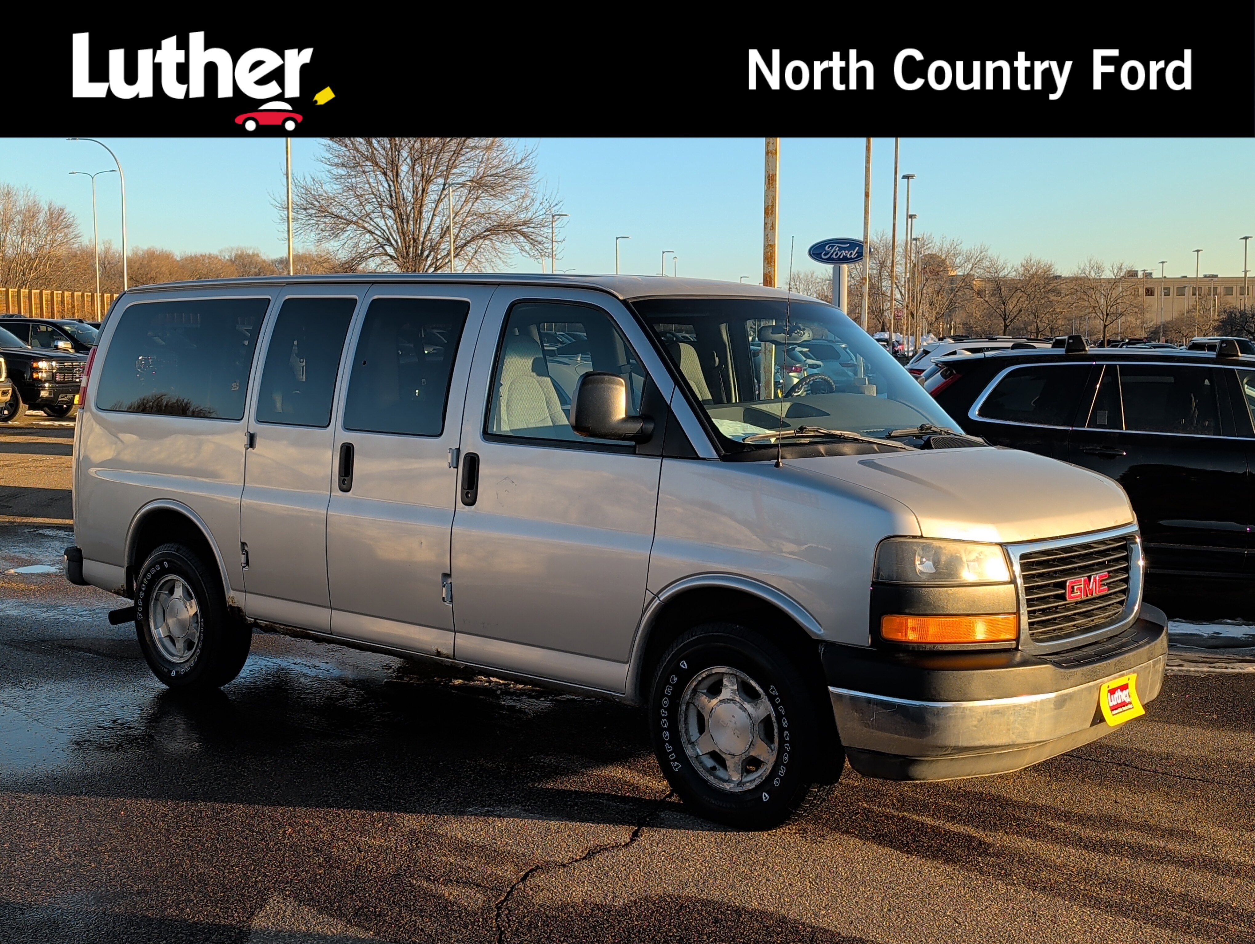 2007 GMC Savana Base