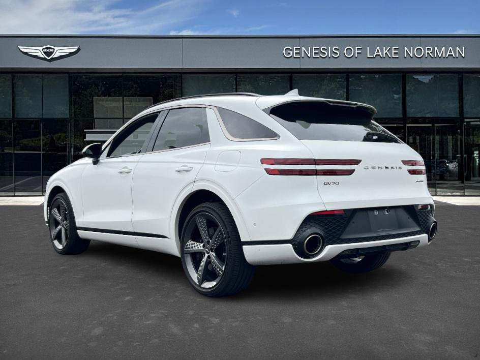 2023 Genesis GV70 3.5T Sport photo 3