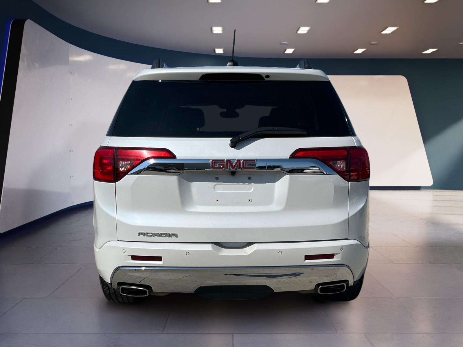 2018 Gmc Acadia Denali photo 3