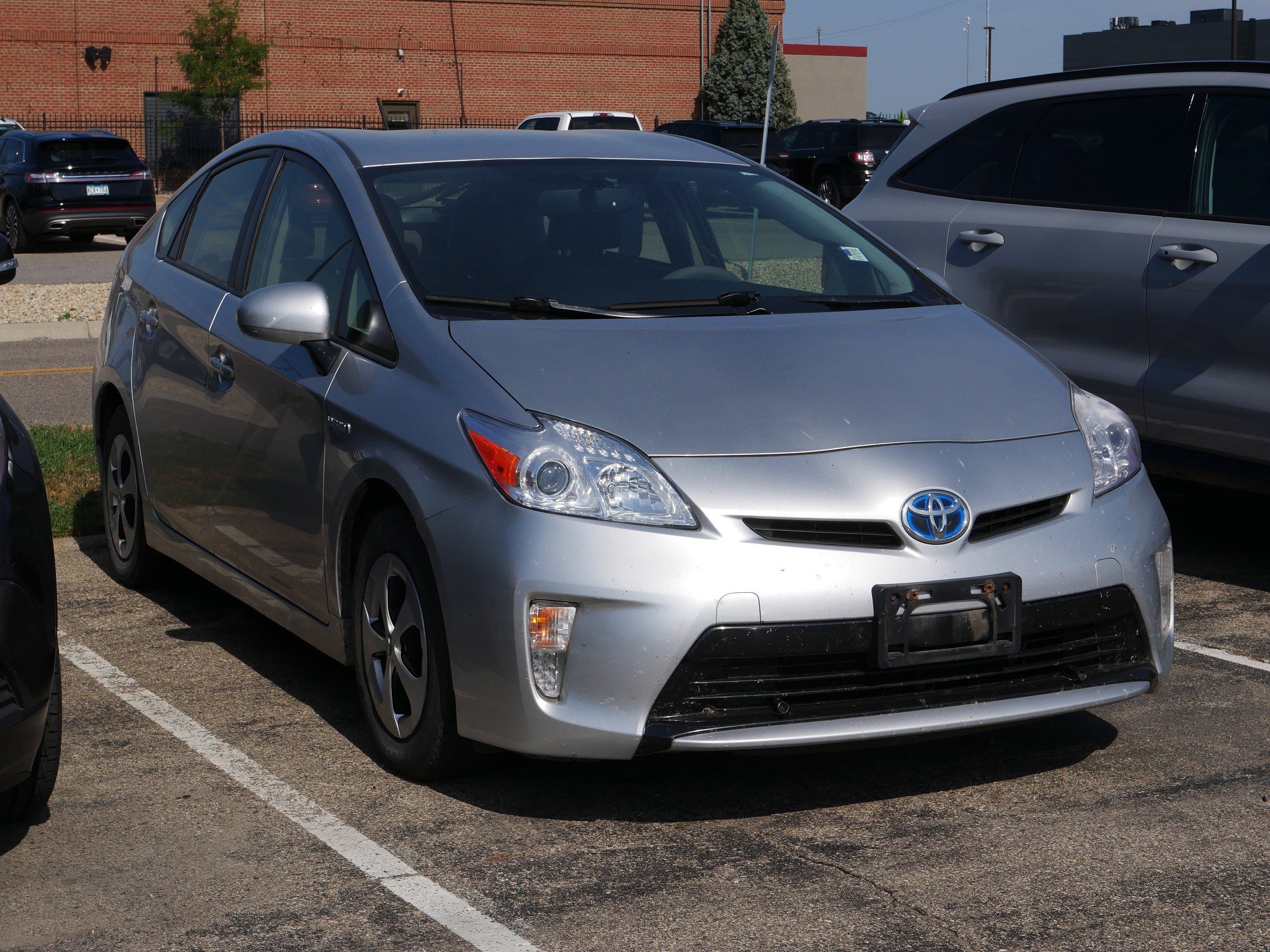 2013 Toyota Prius Four photo 4