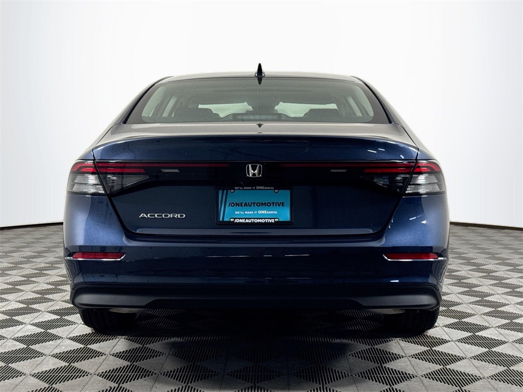 2025 Honda Accord SE photo 12