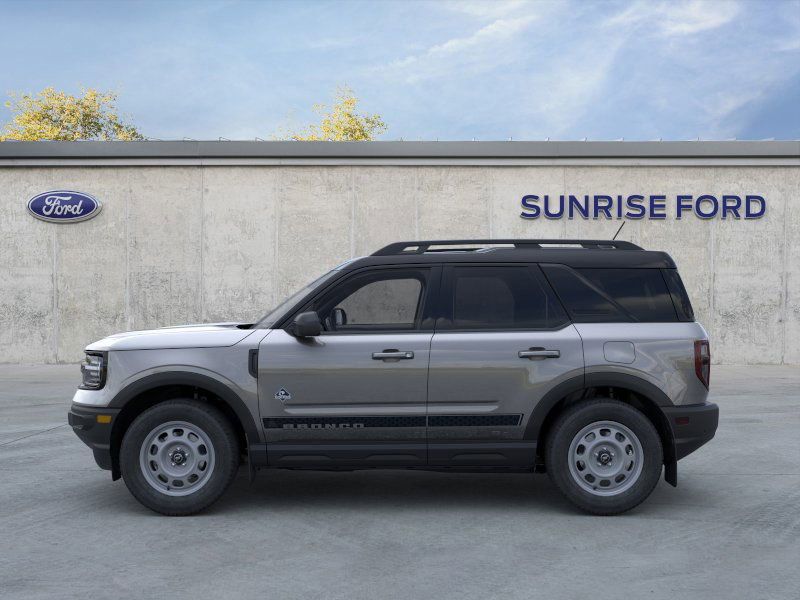 2024 Ford Bronco Sport Outer Banks photo 3
