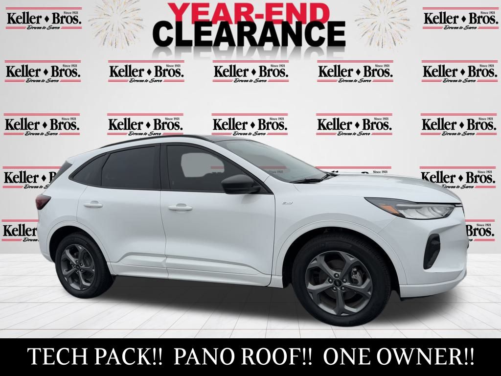 2023 Ford Escape ST-Line's photo