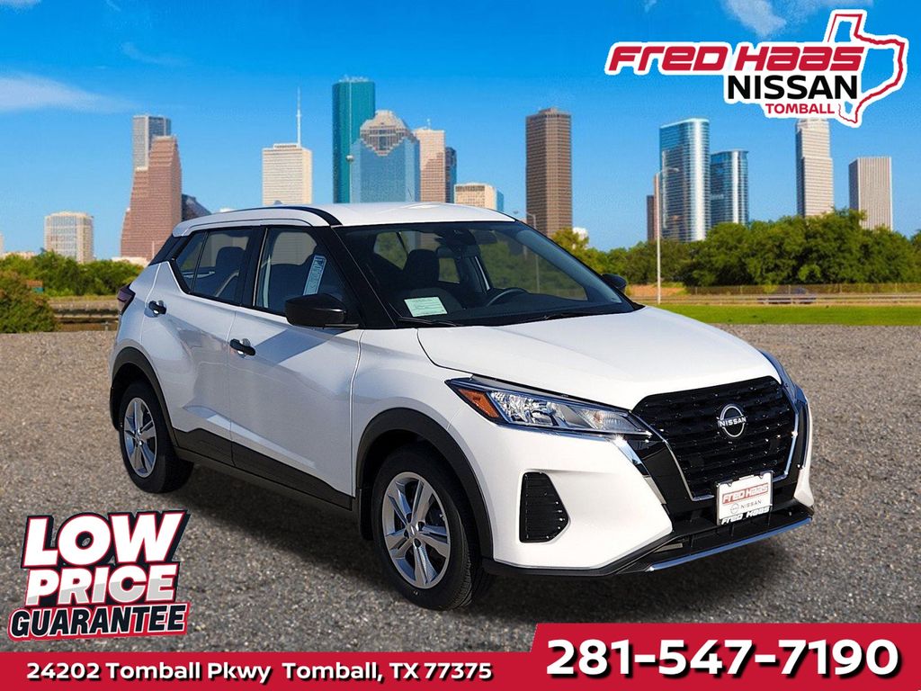 2025 Nissan KICKS PLAY Base