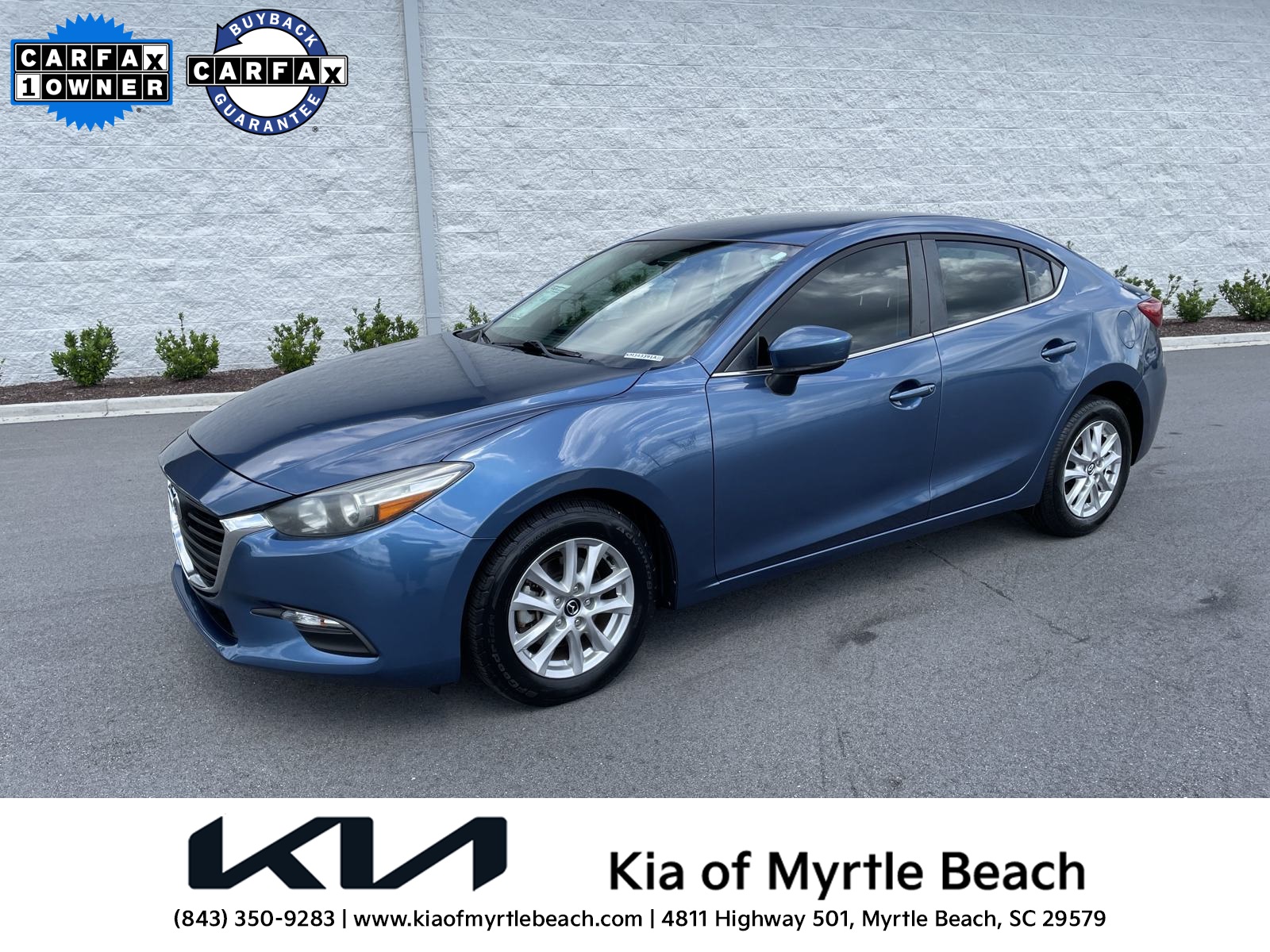 2017 Mazda Mazda3 Sport's photo